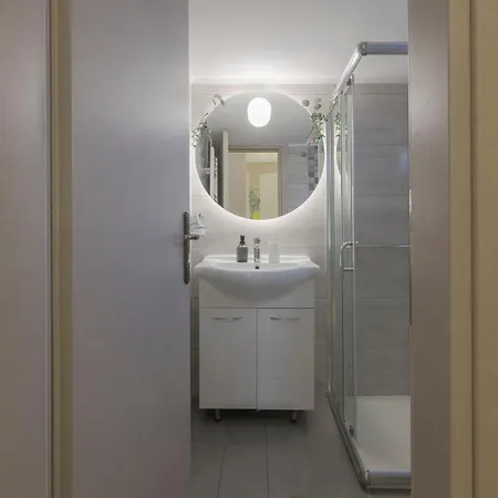 Golden Salonica Retreat Apartment