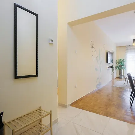 Golden Salonica Retreat