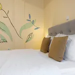 Golden Salonica Retreat *