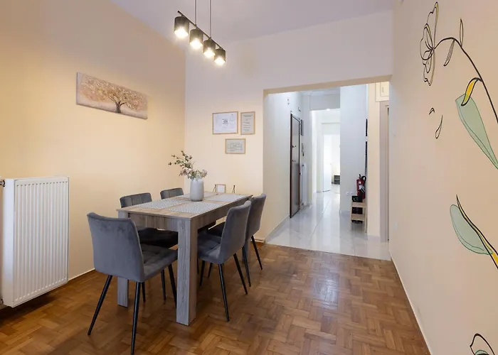 Golden Salonica Retreat