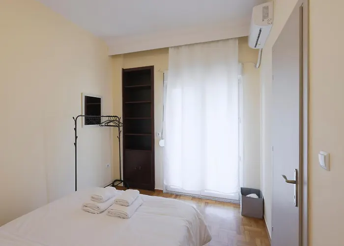 Golden Salonica Retreat